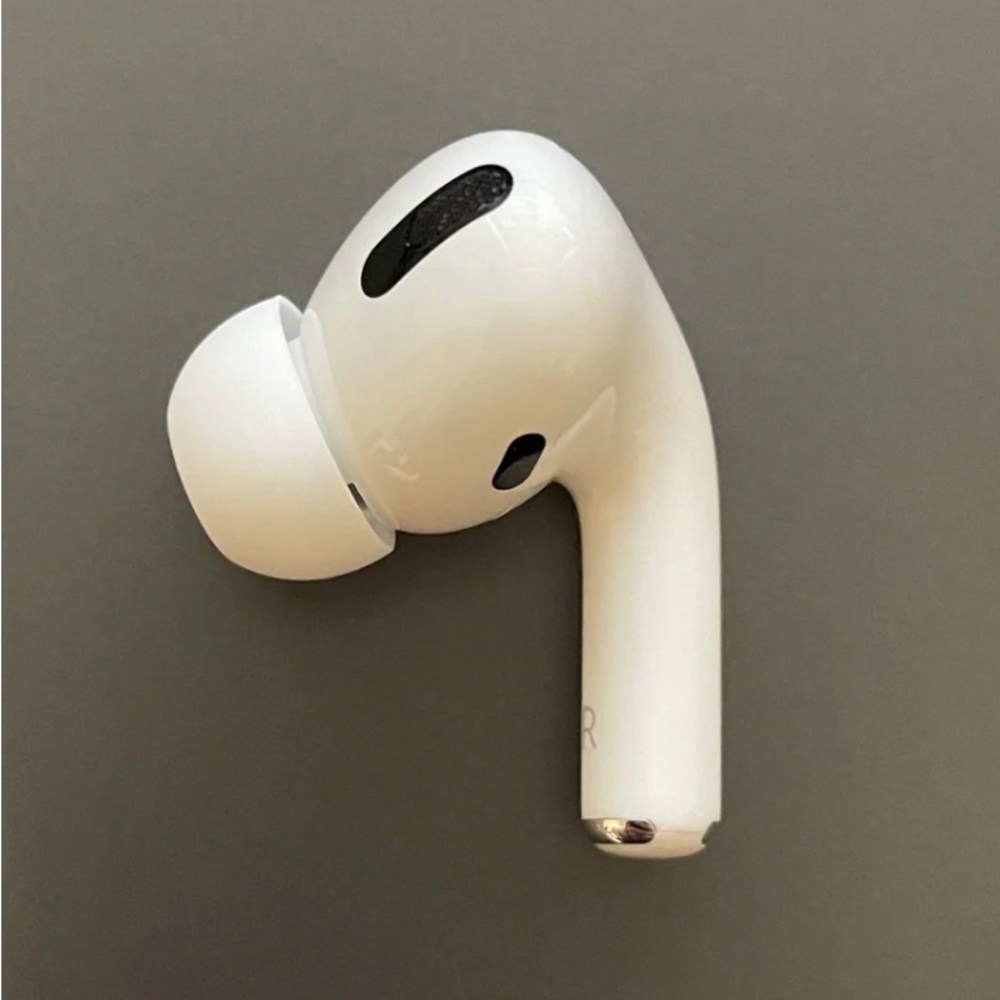 Right Replacement AirPod - AirPods Pro (1st Generation)